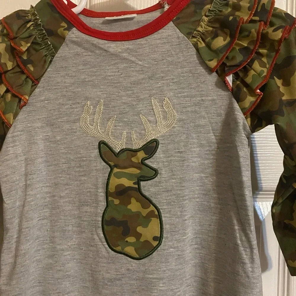 New Girls Camo Deer Romper - Picture 3 of 9